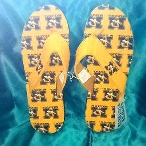 Men's sandals Mizzou nwt